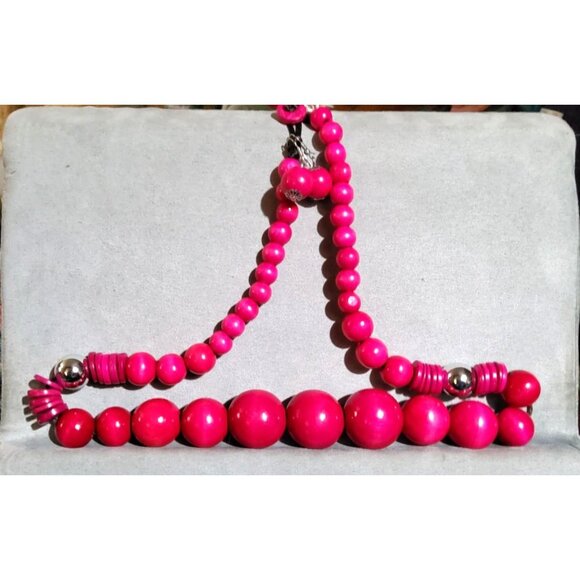 Hot Pink Beaded Necklace & Earrings Set - Picture 2 of 4